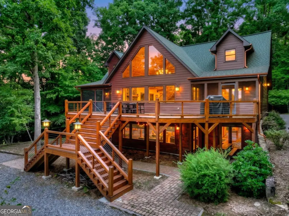 85 Squirrel Chase Morganton, GA 30560