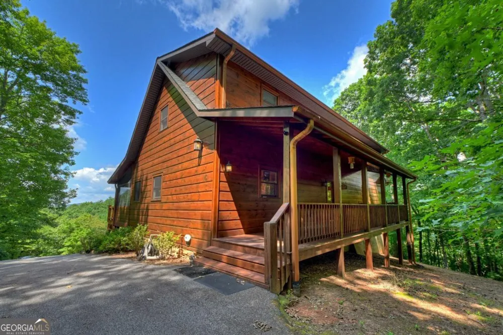 85 Squirrel Chase Morganton, GA 30560
