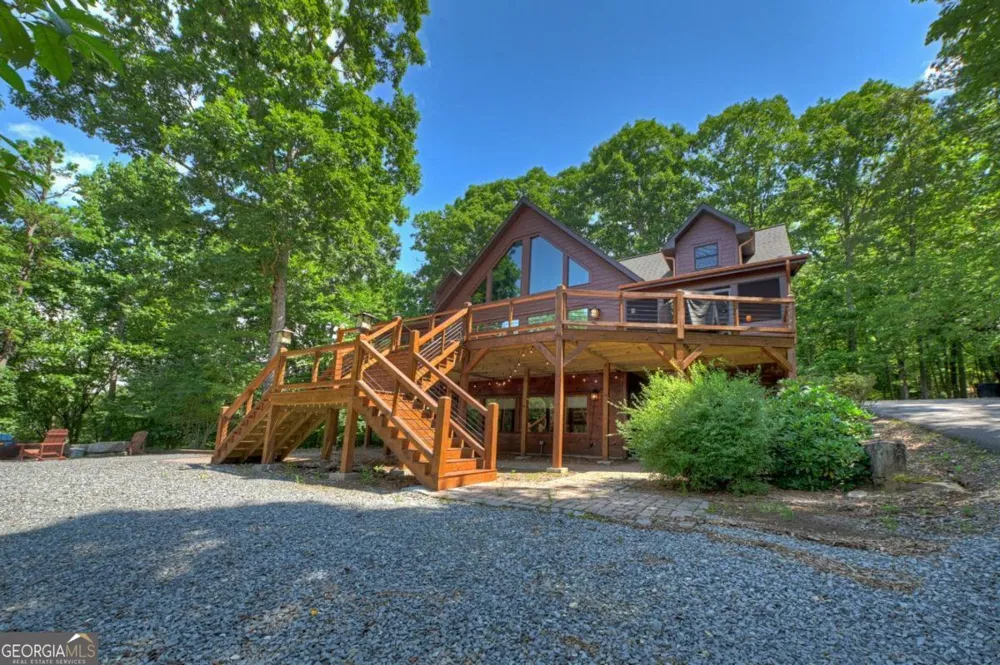 85 Squirrel Chase Morganton, GA 30560