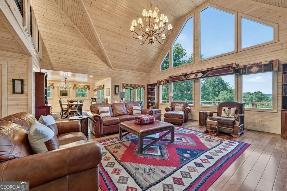 85 Squirrel Chase Morganton, GA 30560