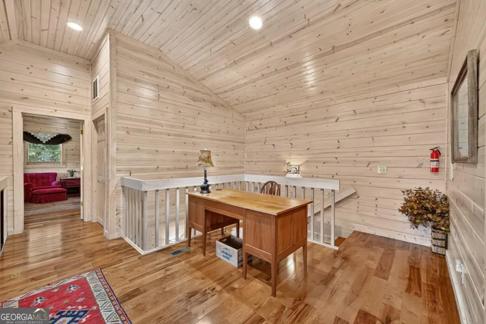 85 Squirrel Chase Morganton, GA 30560