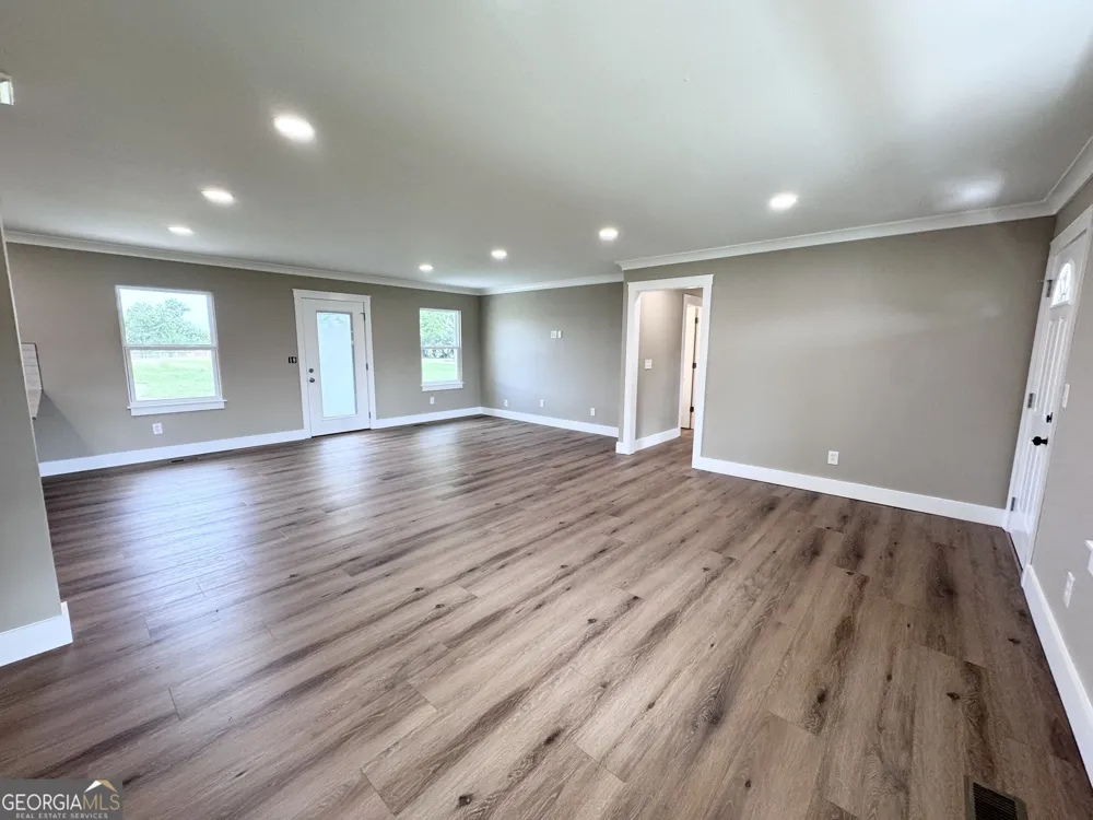2808 Ga Highway 117 Cadwell, GA 31009