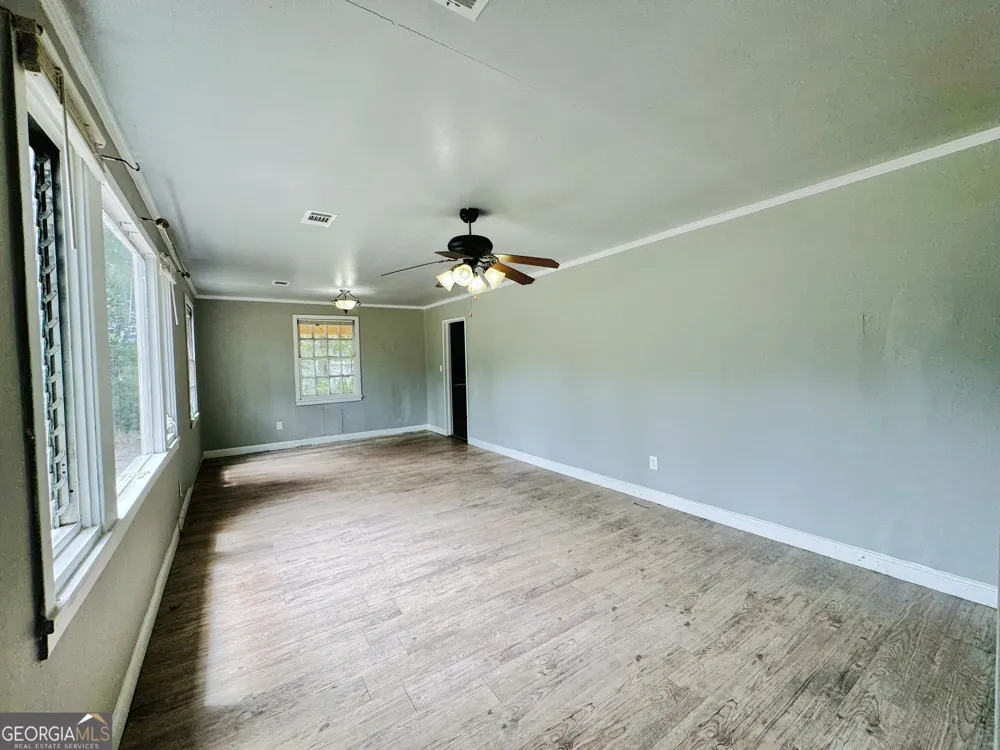 708 Lakeland AVE Valdosta, GA 31602