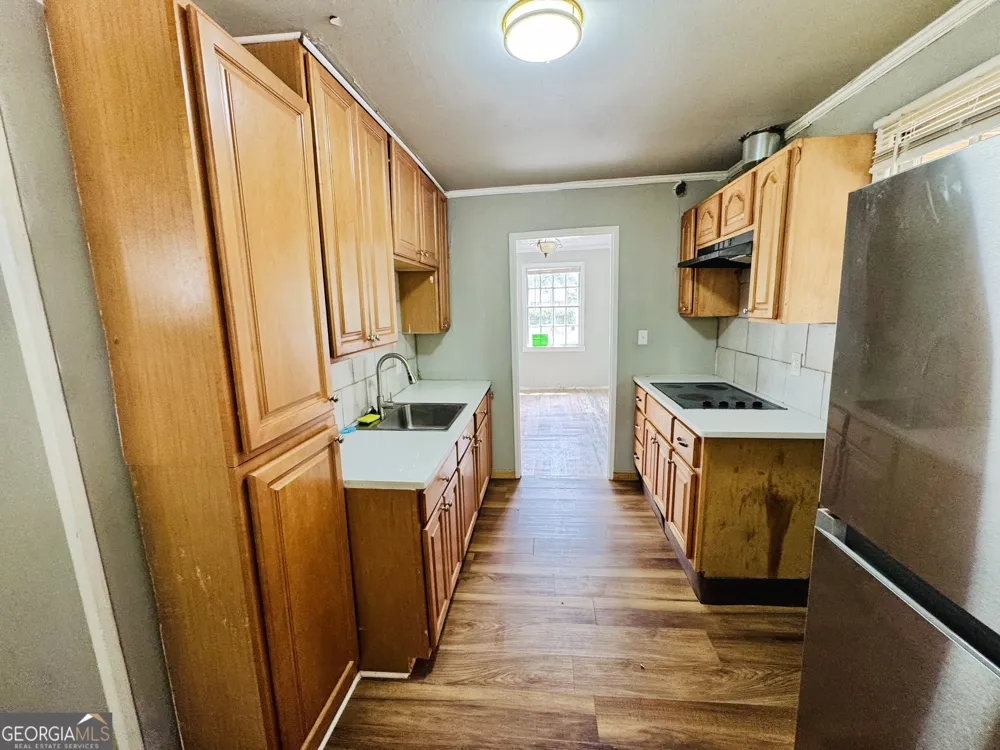 708 Lakeland AVE Valdosta, GA 31602