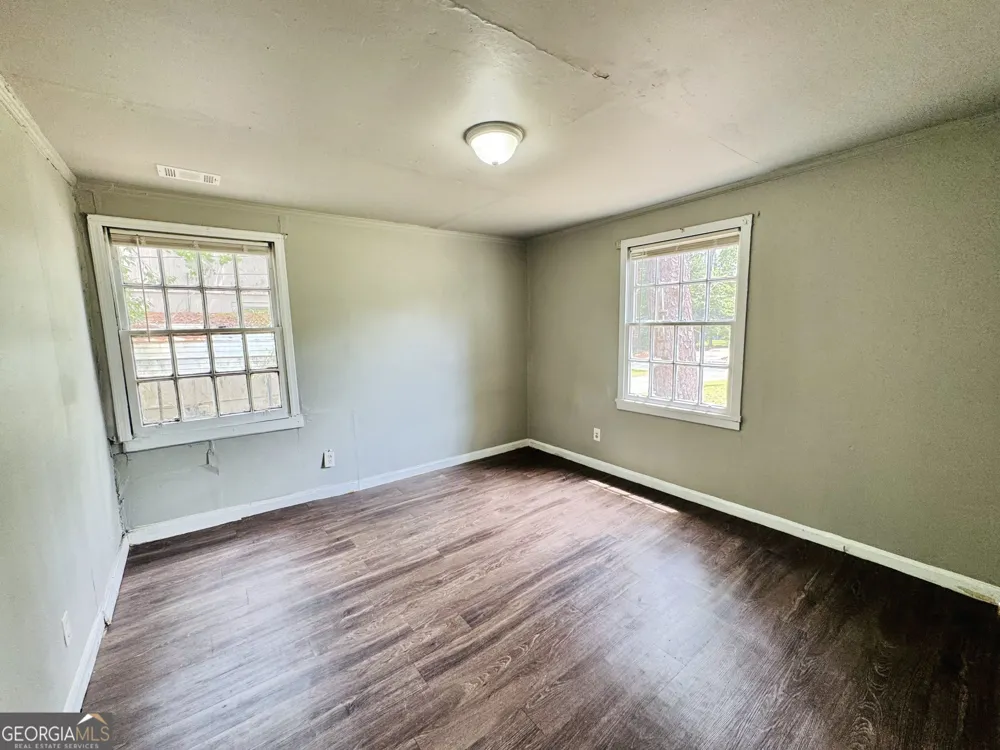 708 Lakeland AVE Valdosta, GA 31602