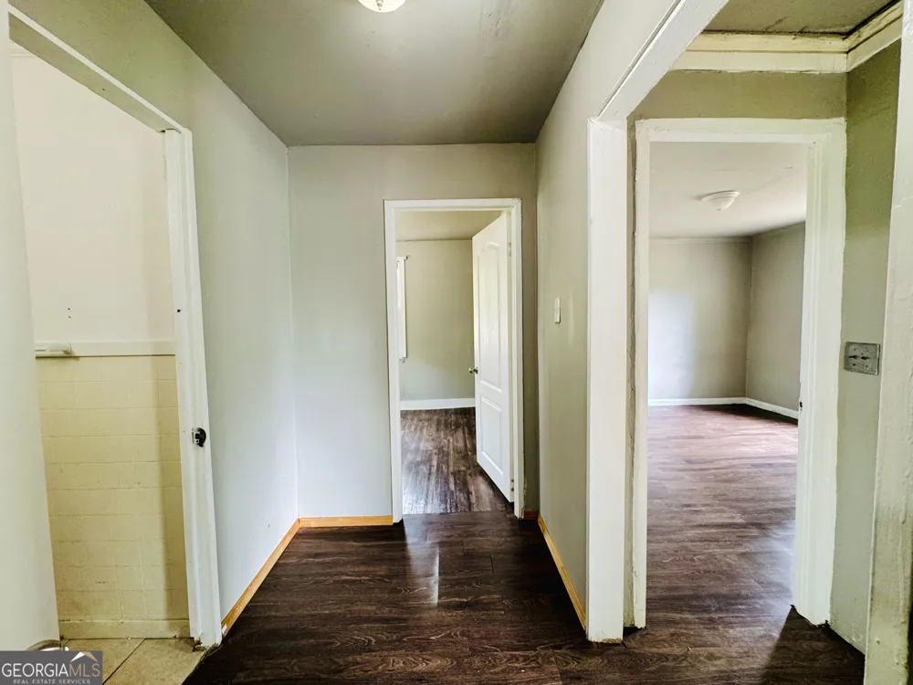708 Lakeland AVE Valdosta, GA 31602