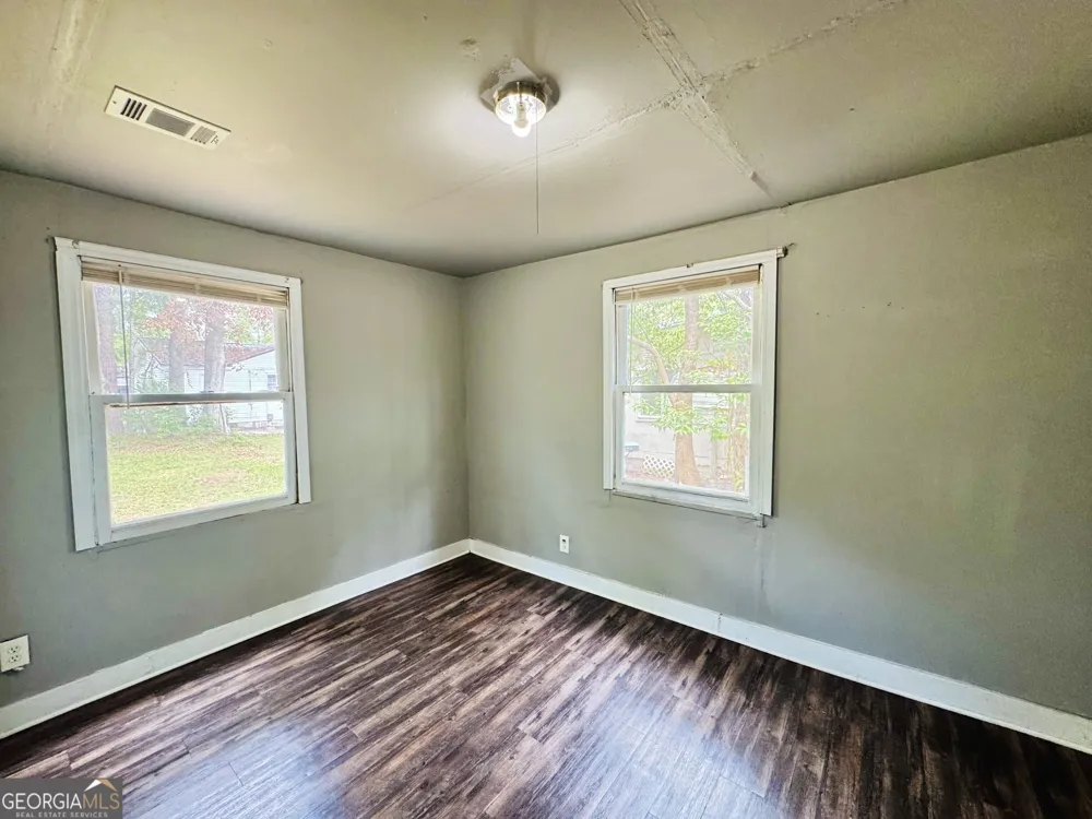 708 Lakeland AVE Valdosta, GA 31602