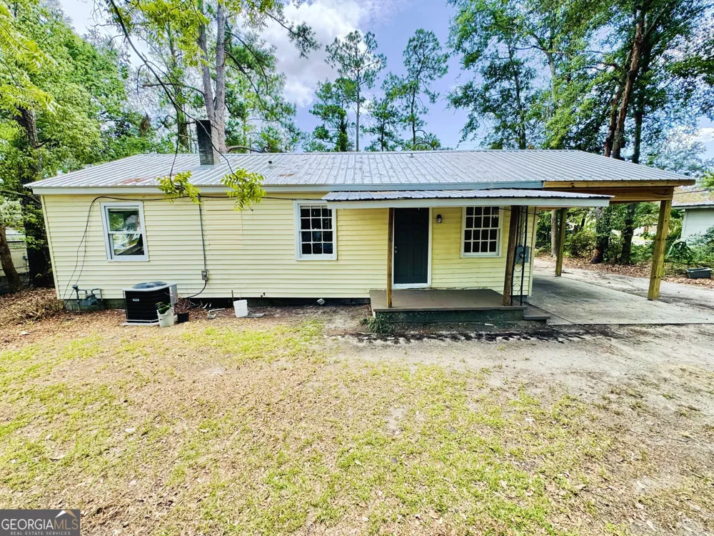 708 Lakeland AVE Valdosta, GA 31602