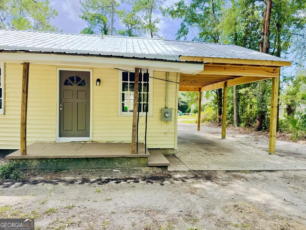 708 Lakeland AVE Valdosta, GA 31602