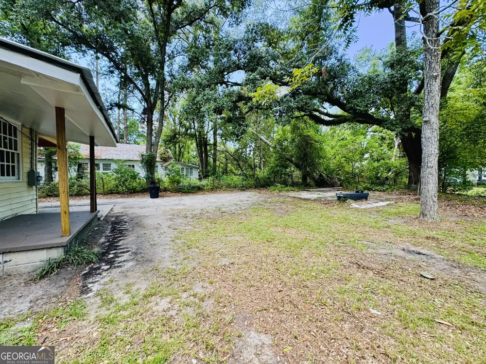 708 Lakeland AVE Valdosta, GA 31602