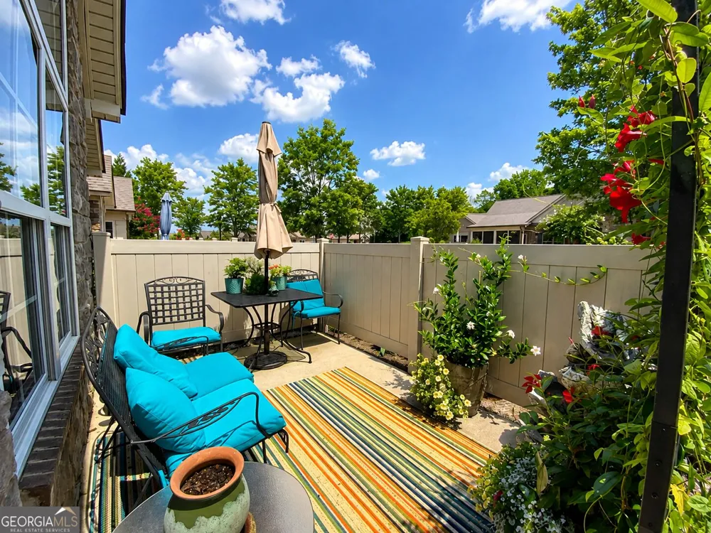 1663 Sedgefield DR Ooltewah, TN 37363