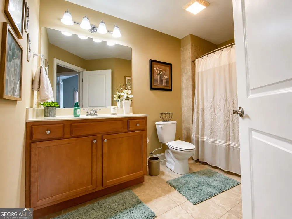 1663 Sedgefield DR Ooltewah, TN 37363