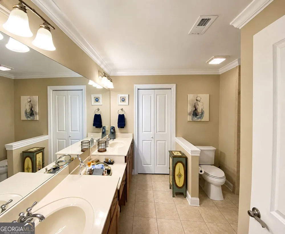 1663 Sedgefield DR Ooltewah, TN 37363