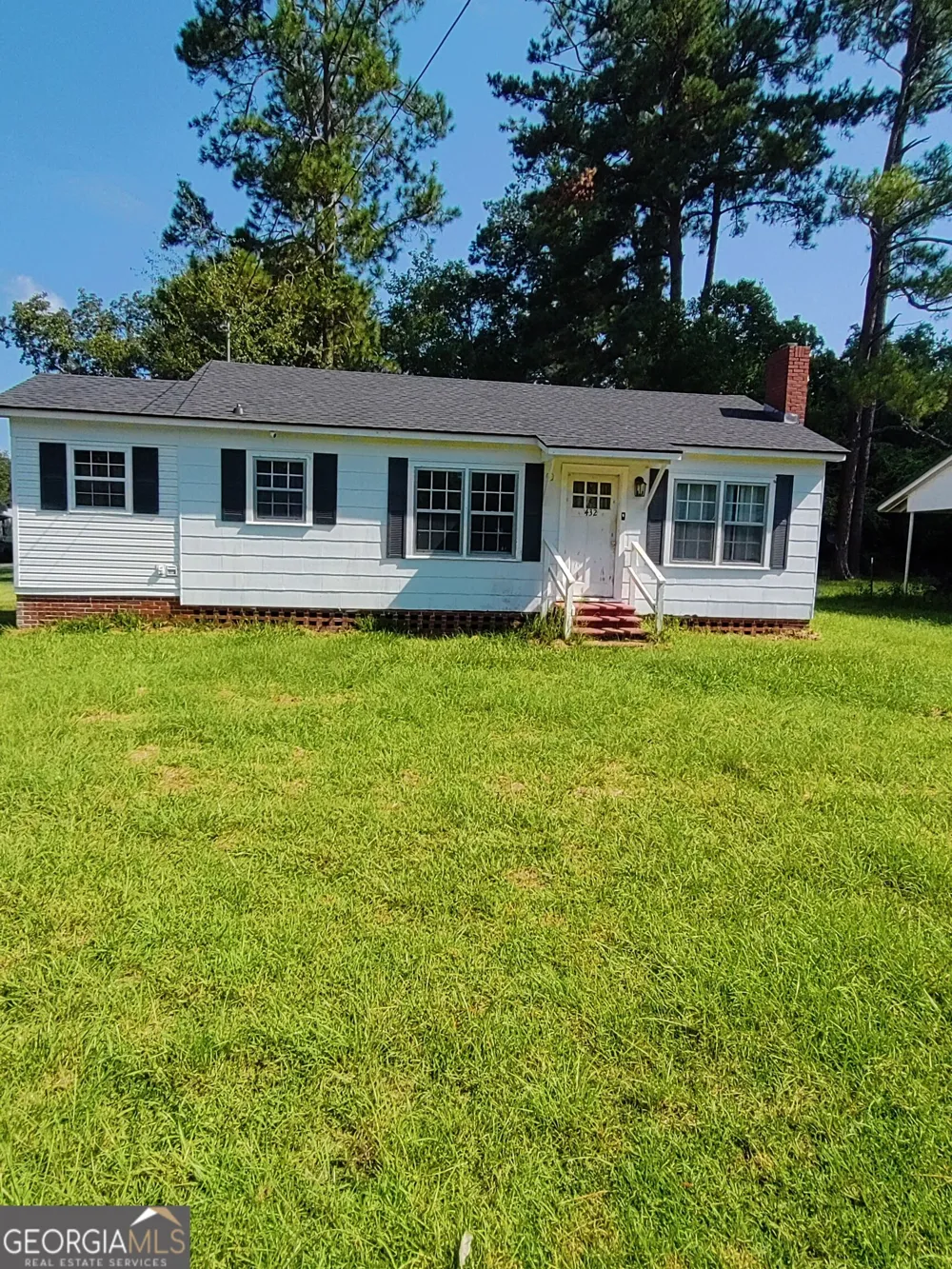 432 HOLLIS ST SW Pelham, GA 31779