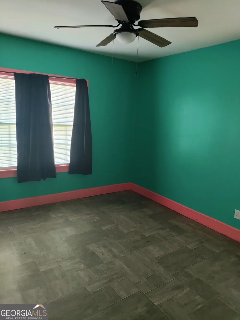 432 HOLLIS ST SW Pelham, GA 31779