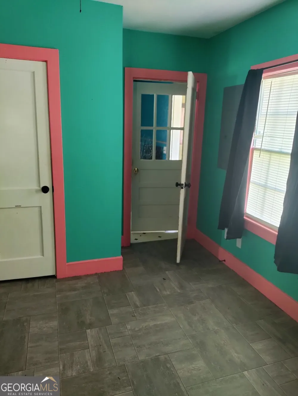 432 HOLLIS ST SW Pelham, GA 31779
