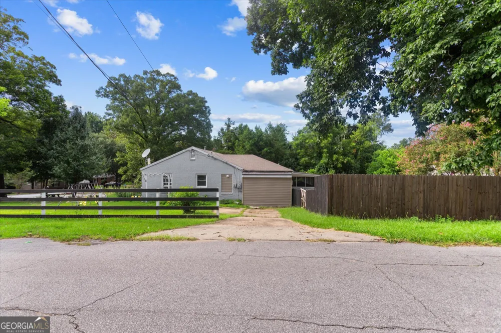 2 Lafayette DR Columbus, GA 31903