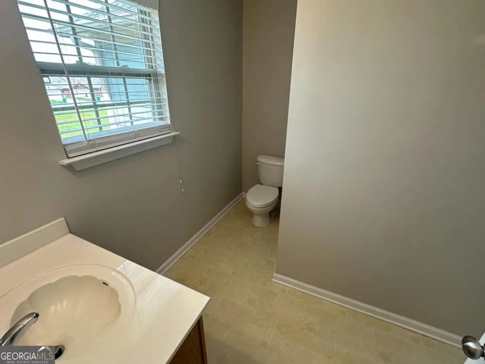 93 Princeton AVE Adairsville, GA 30103