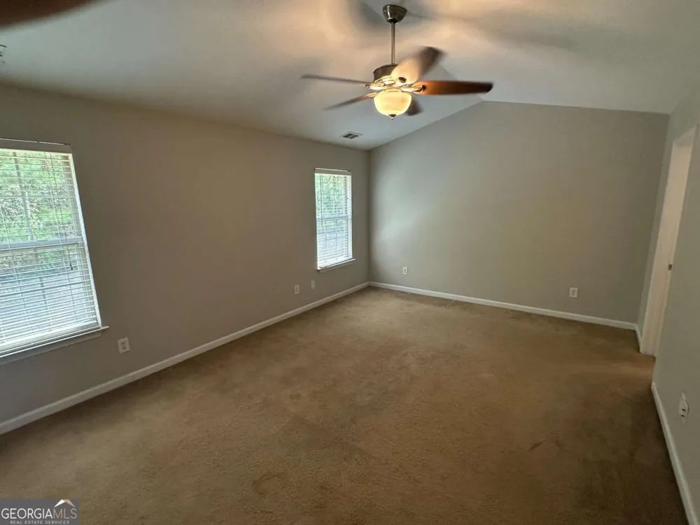 93 Princeton AVE Adairsville, GA 30103