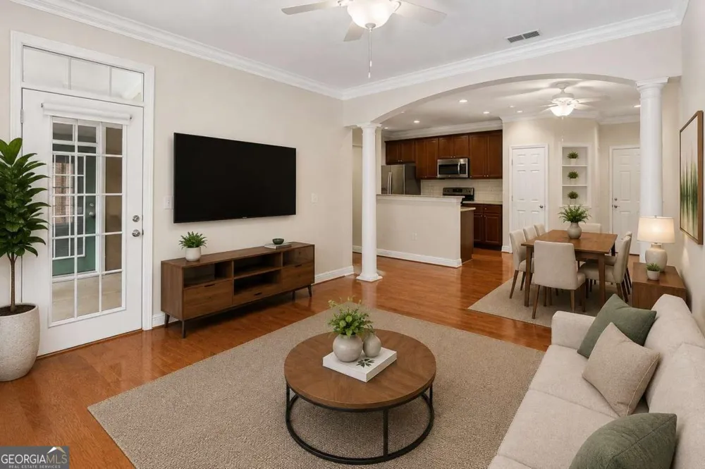 3106 Stratford CMNS Decatur, GA 30033