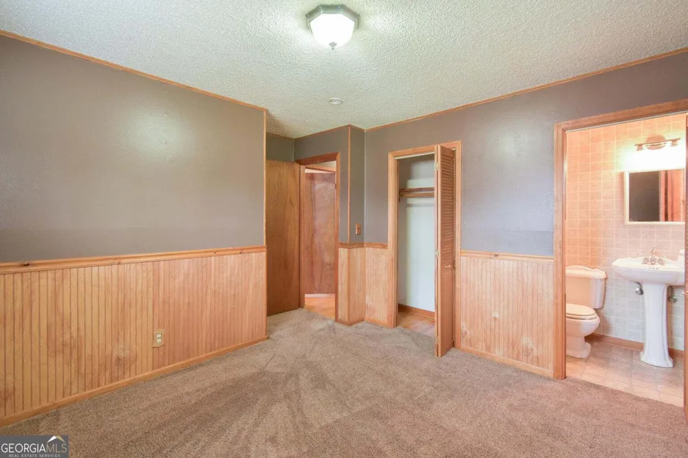 120 Allison TER Rossville, GA 30741