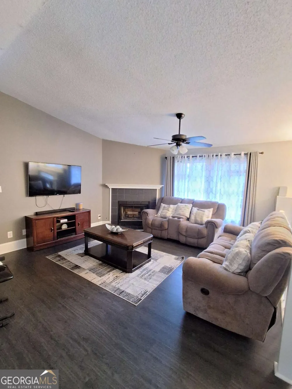 1142 Riverside TRCE Buford, GA 30518