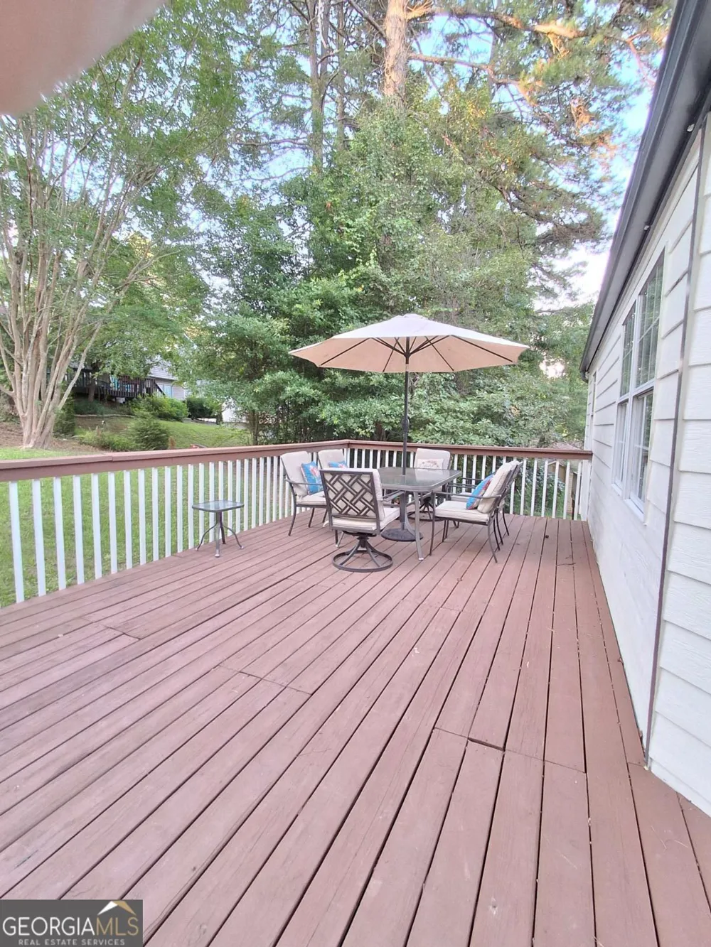 1142 Riverside TRCE Buford, GA 30518