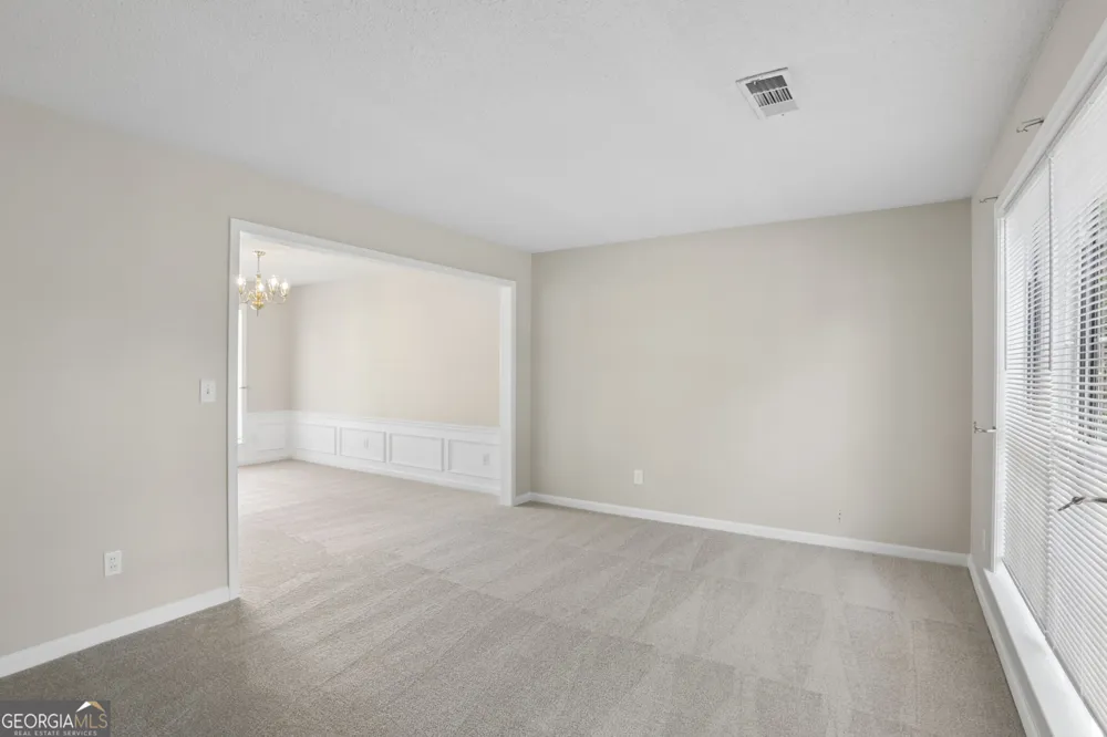 11980 Carriage Park LN Johns Creek, GA 30097