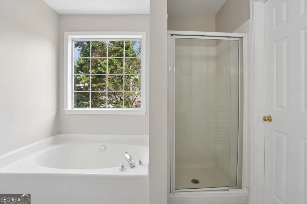 11980 Carriage Park LN Johns Creek, GA 30097