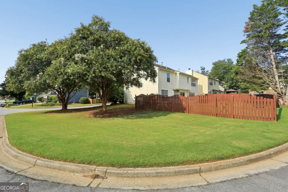 11980 Carriage Park LN Johns Creek, GA 30097