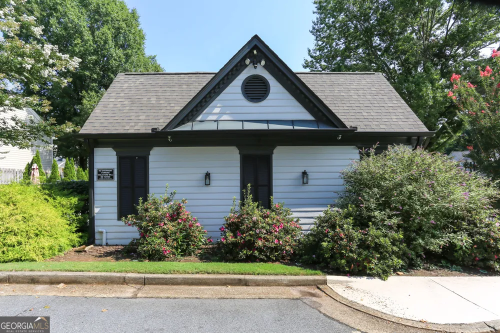 11980 Carriage Park LN Johns Creek, GA 30097