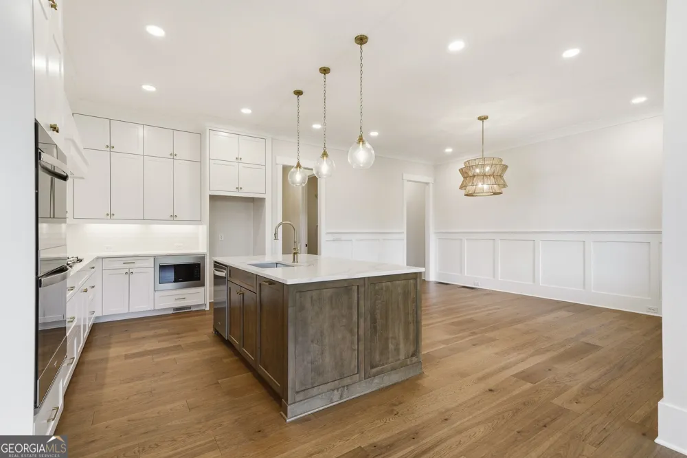 323 Reese WAY Ball Ground, GA 30107