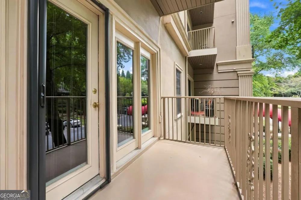 2865 Lenox RD NE Atlanta, GA 30324