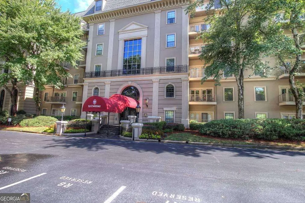 2865 Lenox RD NE Atlanta, GA 30324