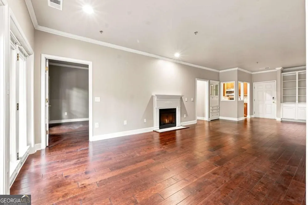 2865 Lenox RD NE Atlanta, GA 30324