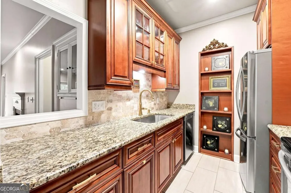 2865 Lenox RD NE Atlanta, GA 30324