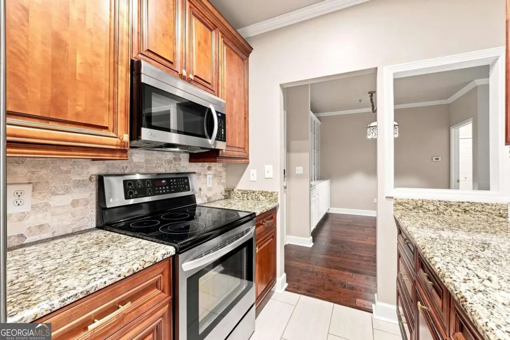 2865 Lenox RD NE Atlanta, GA 30324
