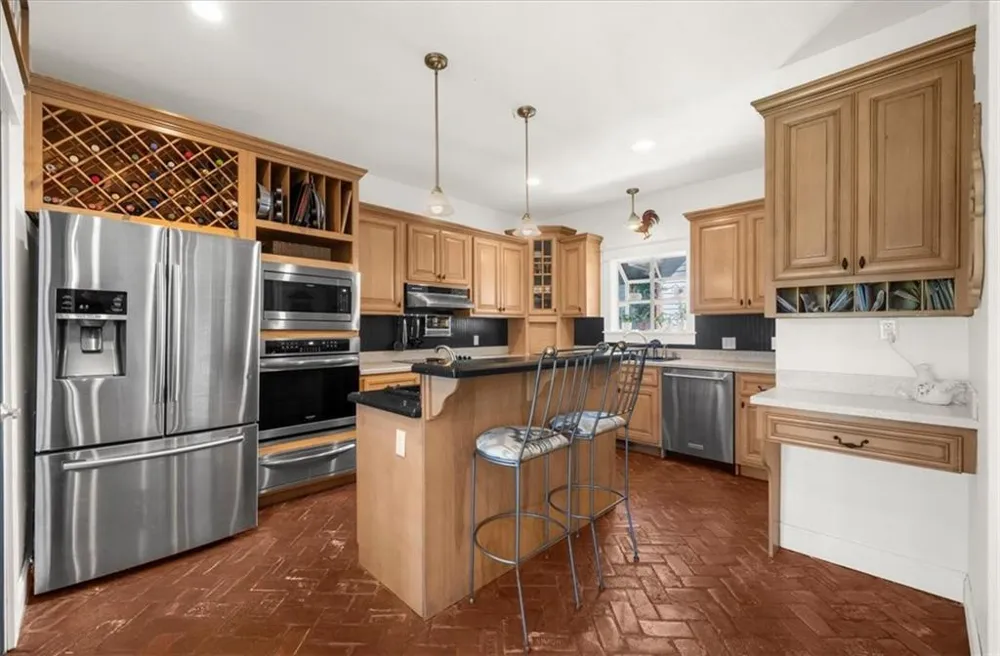 8135 Wallace Wood Road Gainesville, GA 30506