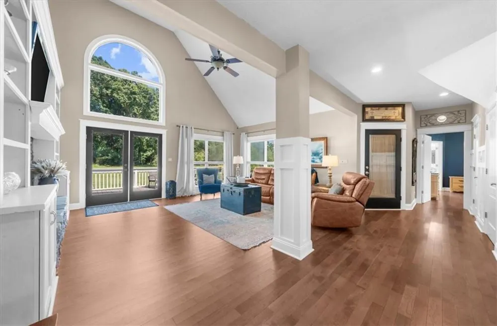 8135 Wallace Wood Road Gainesville, GA 30506