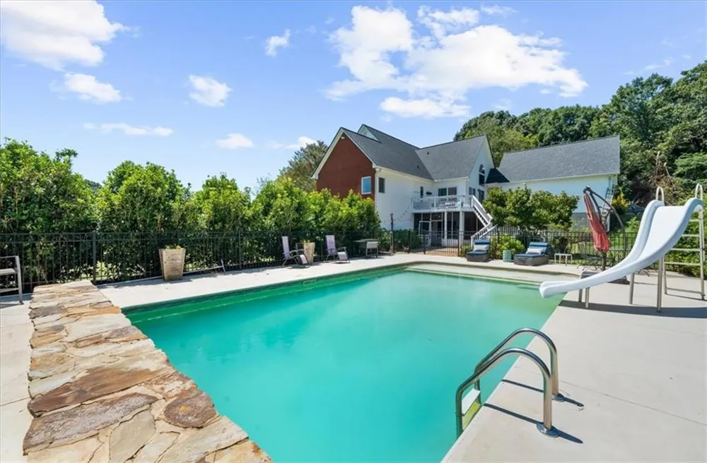 8135 Wallace Wood Road Gainesville, GA 30506