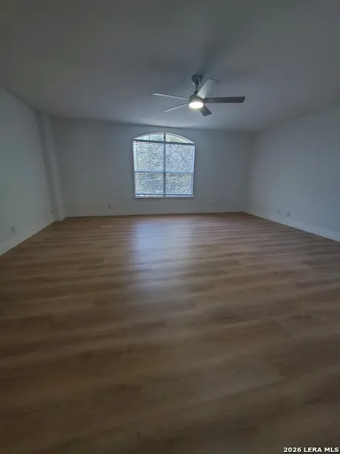 9427 Anderson Converse, TX 78109