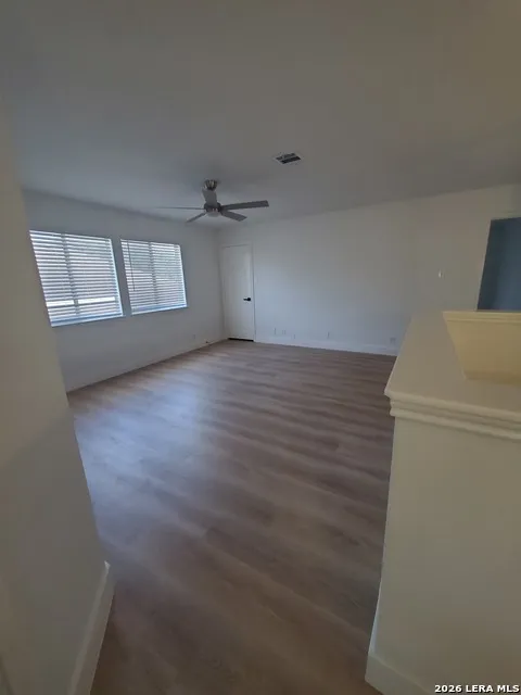 9427 Anderson Converse, TX 78109