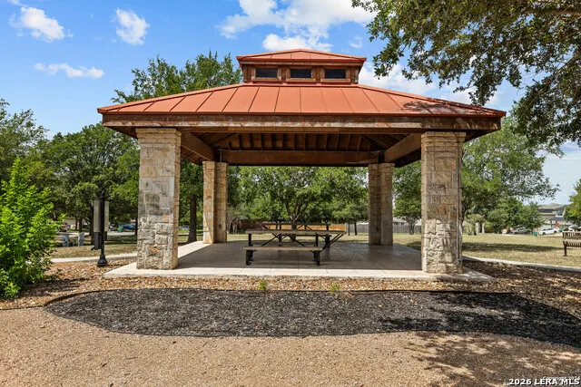 9427 Anderson Converse, TX 78109