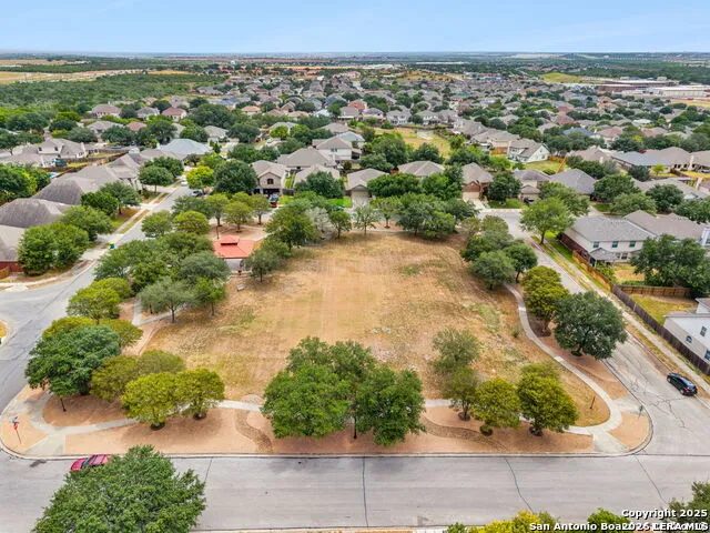 9427 Anderson Converse, TX 78109