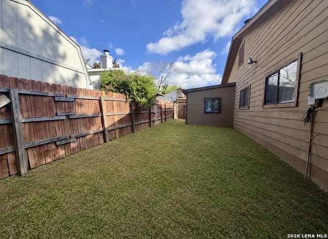 6704 Hickory Springs Dr San Antonio, TX 78249
