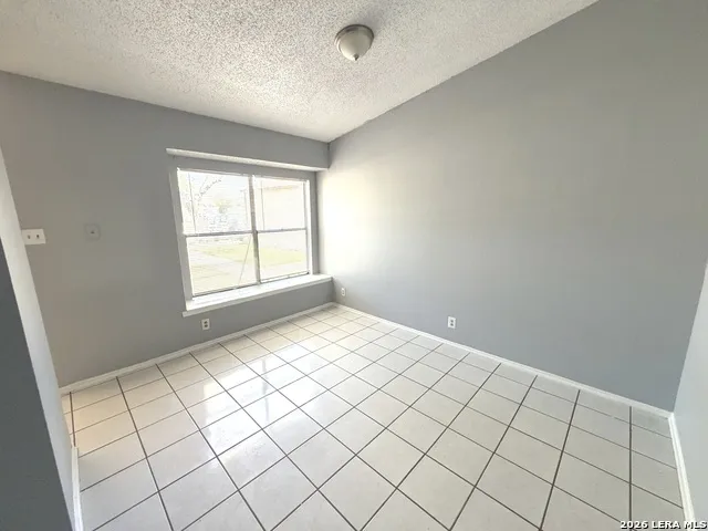 6704 Hickory Springs Dr San Antonio, TX 78249