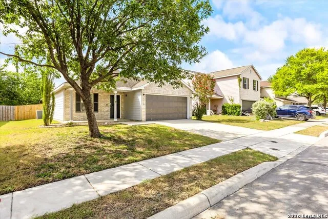 7718 Ruidoso Chase Selma, TX 78154
