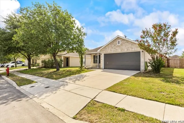 7718 Ruidoso Chase Selma, TX 78154
