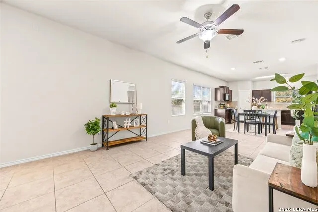 5700 BELL TOWER LN Austin, TX 78747