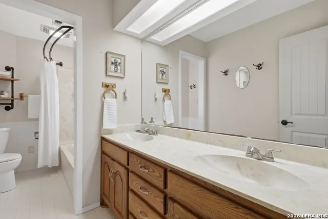862 Indian Creek Loop Kerrville, TX 78028